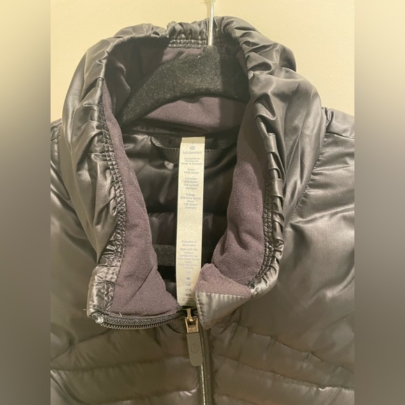 Lululemon down for a run vest II - Picture 5 of 7